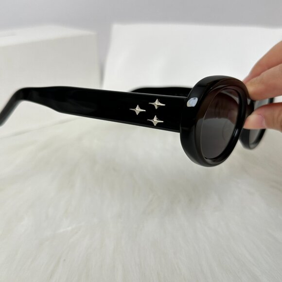 GENTLE MONSTER Sleek Black Oval Sunglasses - Picture 7 of 8